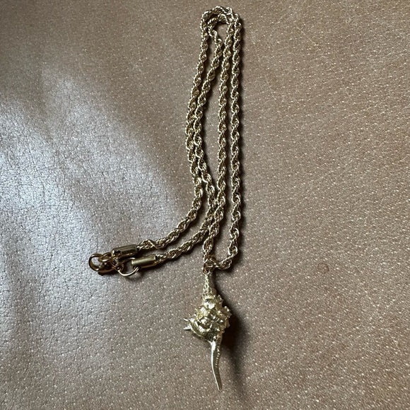 Gold plated stainless steel rope chain w shell charm vintage vibes shore coastal - Picture 11 of 14